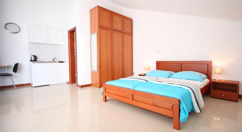 פודסטראנה Apartments Toni 2000 מראה חיצוני תמונה